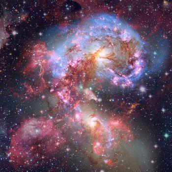 Galaktyka z mgławicą