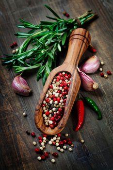 Kolorowe ziarenka pieprzu