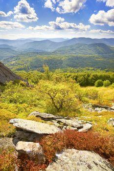 Krajobraz Bieszczad w okolicach Bukowego Berda