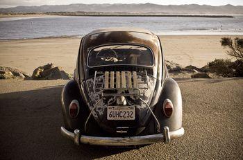 Samochód marki Volkswagen Beetle. Kalifornia, USA