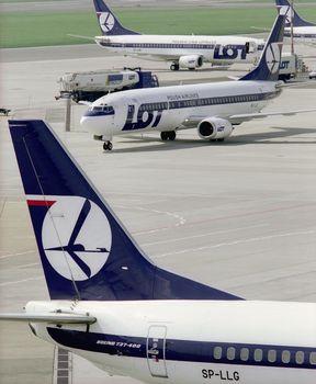 Samoloty na lotnisku