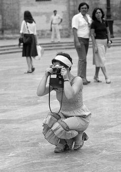 Kobieta robiąca zdjęcia