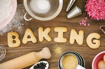 Napis: Baking