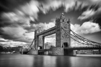 H2WKH6_EDITORIAL_HiRes