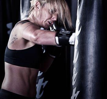 Kobiecy trening bokserski