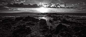 Niespokojne morze o poranku