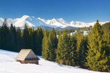 Chata w śniegu - Tatry