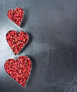 Trzy foremki w kształcie serca