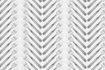 Widelce ułożone w ciekawy wzór