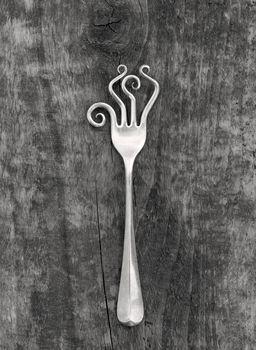 Widelec o nietypowym kształcie