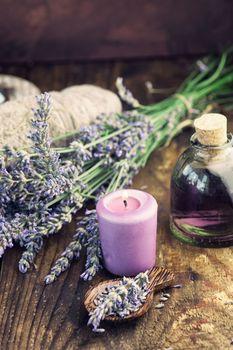 Zerwany kwiat lawendy