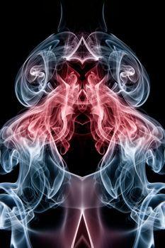 Symetryczny dwukolorowy dym