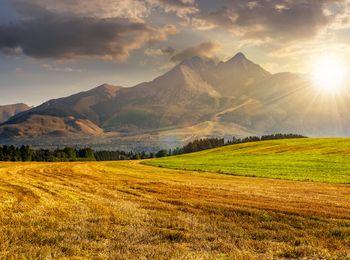 Słowackie Tatry o wschodzie słońca