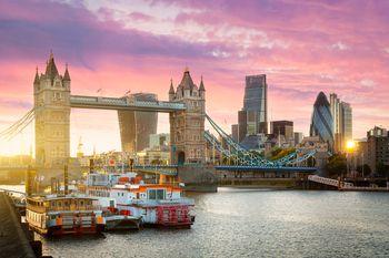 Tower Bridge, Londyn. Anglia