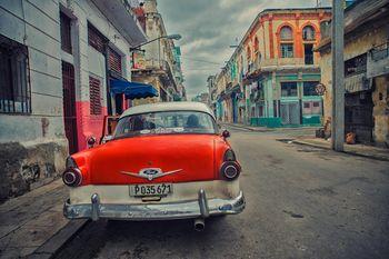 Powszechnie używana prywatna taksówka w Hawanie. Kuba