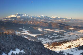 Zimowa panorama Małych Pienin