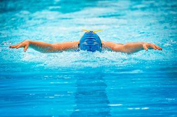 Uczestnik zawodów pływackich