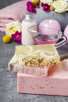 Zatopione owoce w mydle