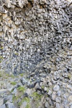 BEW1C1281E0_EDITORIAL_HiRes